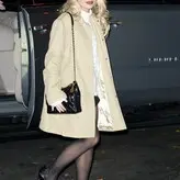 Sabrina Carpenter nude #3986