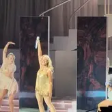 Sabrina Carpenter голая #3998