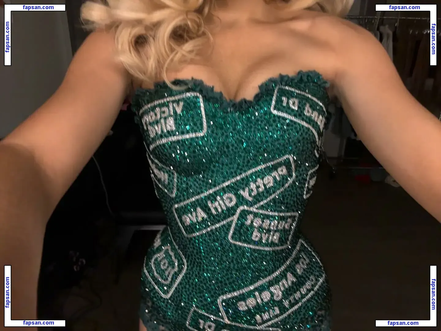 Sabrina Carpenter голая фото #4017 с Онлифанс