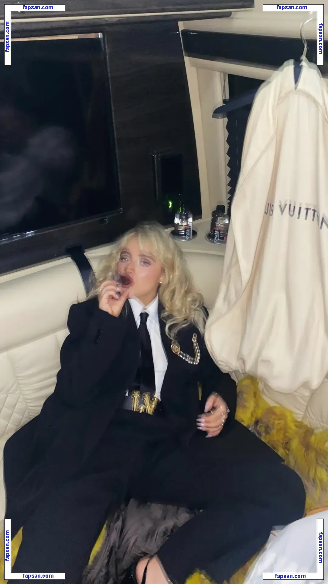 Sabrina Carpenter голая фото #4125 с Онлифанс