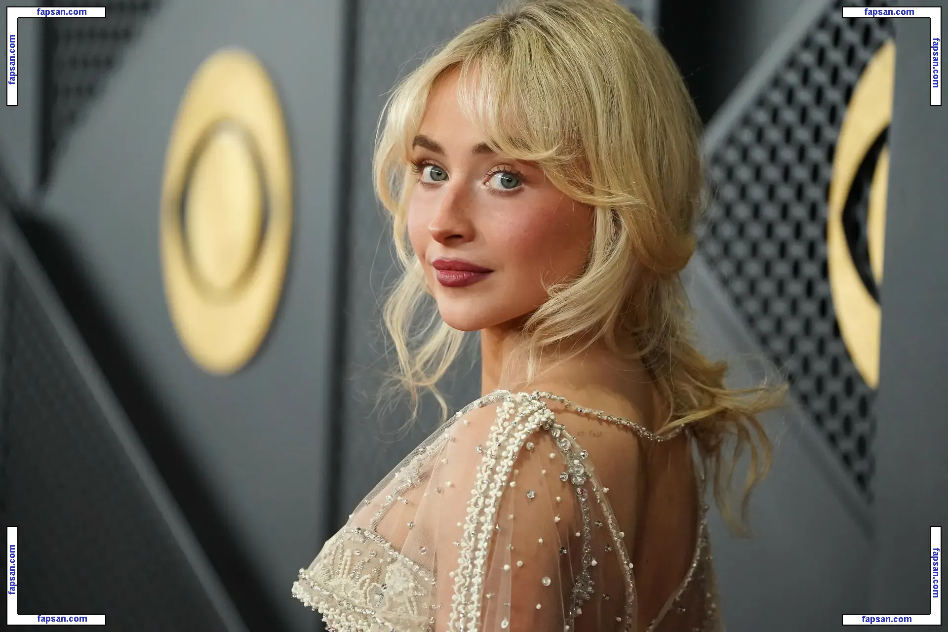 Sabrina Carpenter nude photo #4266 from OnlyFans