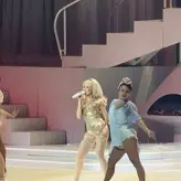 Sabrina Carpenter голая #4007