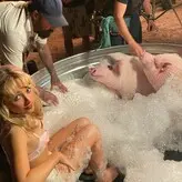 Sabrina Carpenter голая #4123