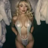 Sabrina Carpenter nude #4238
