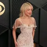 Sabrina Carpenter nude #4249