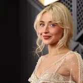 Sabrina Carpenter nude #4262