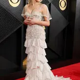 Sabrina Carpenter nude #4268