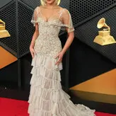 Sabrina Carpenter nude #4277