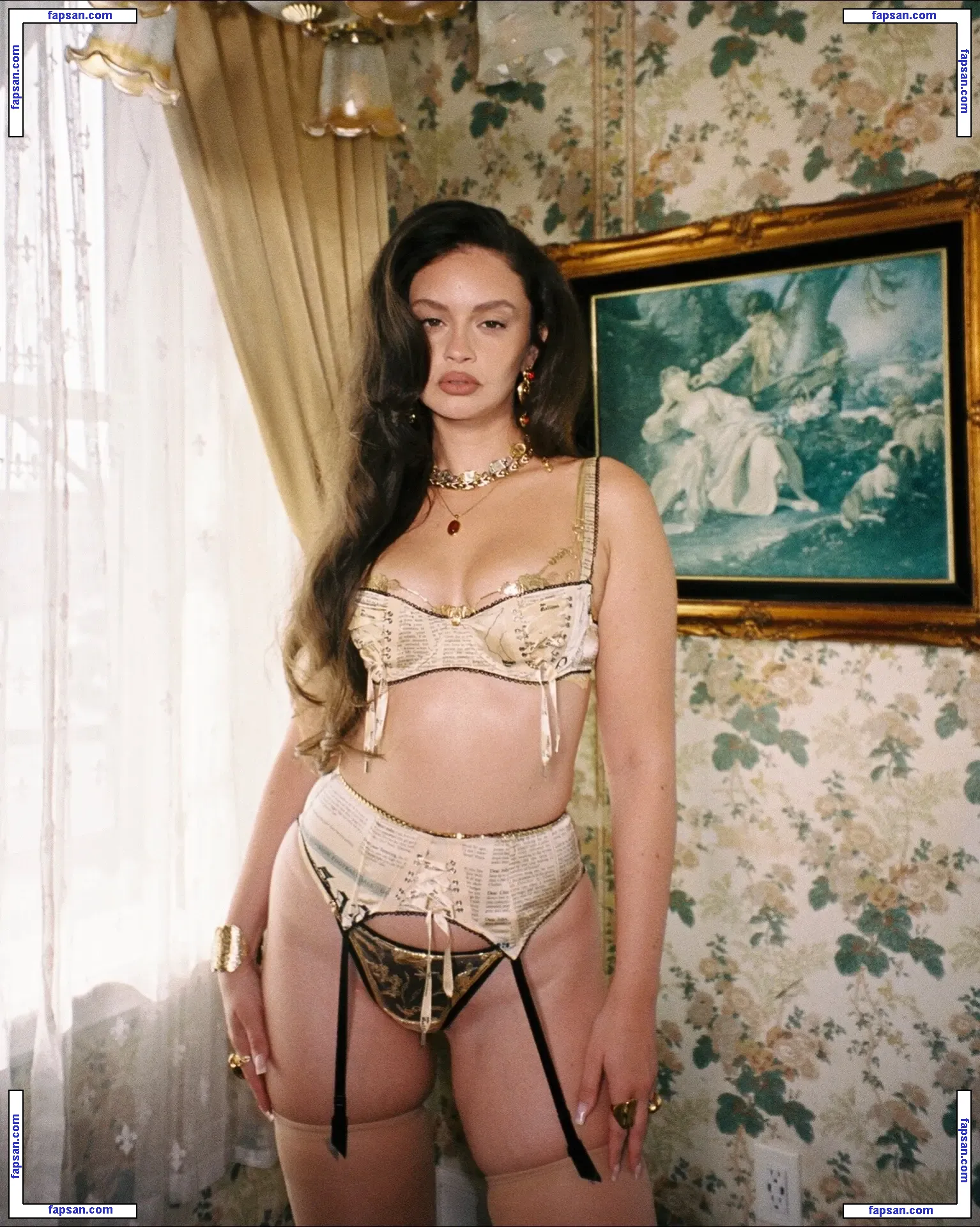 Sabrina Claudio голая фото #0090 с Онлифанс