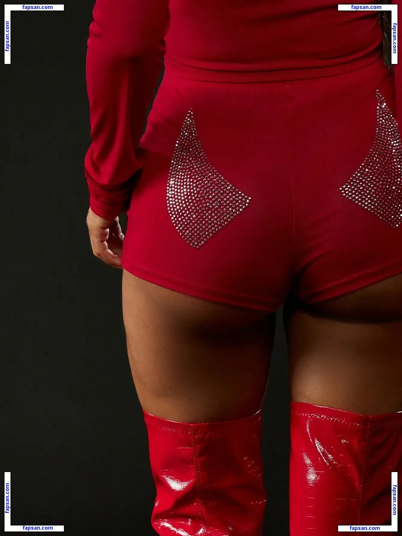 Sabrina Khouiel / Sabrinak______ nude photo #0002 from OnlyFans