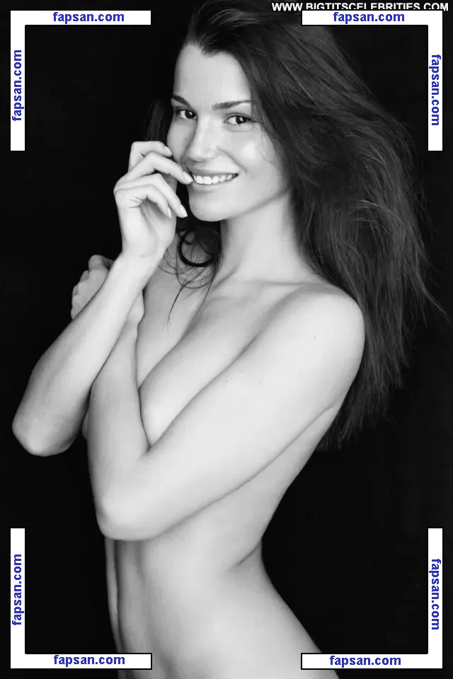 Sabrina Laporte nude photo #0061 from OnlyFans