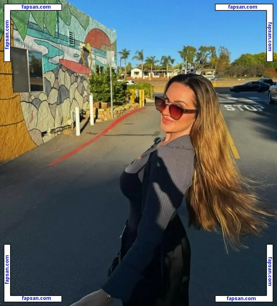 Sabrina Leamon голая фото #0046 с Онлифанс