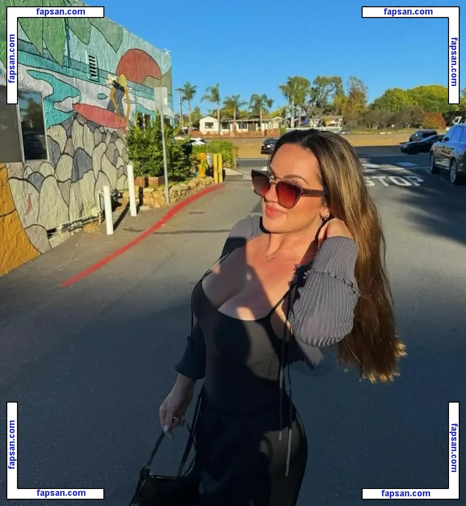 Sabrina Leamon голая фото #0048 с Онлифанс