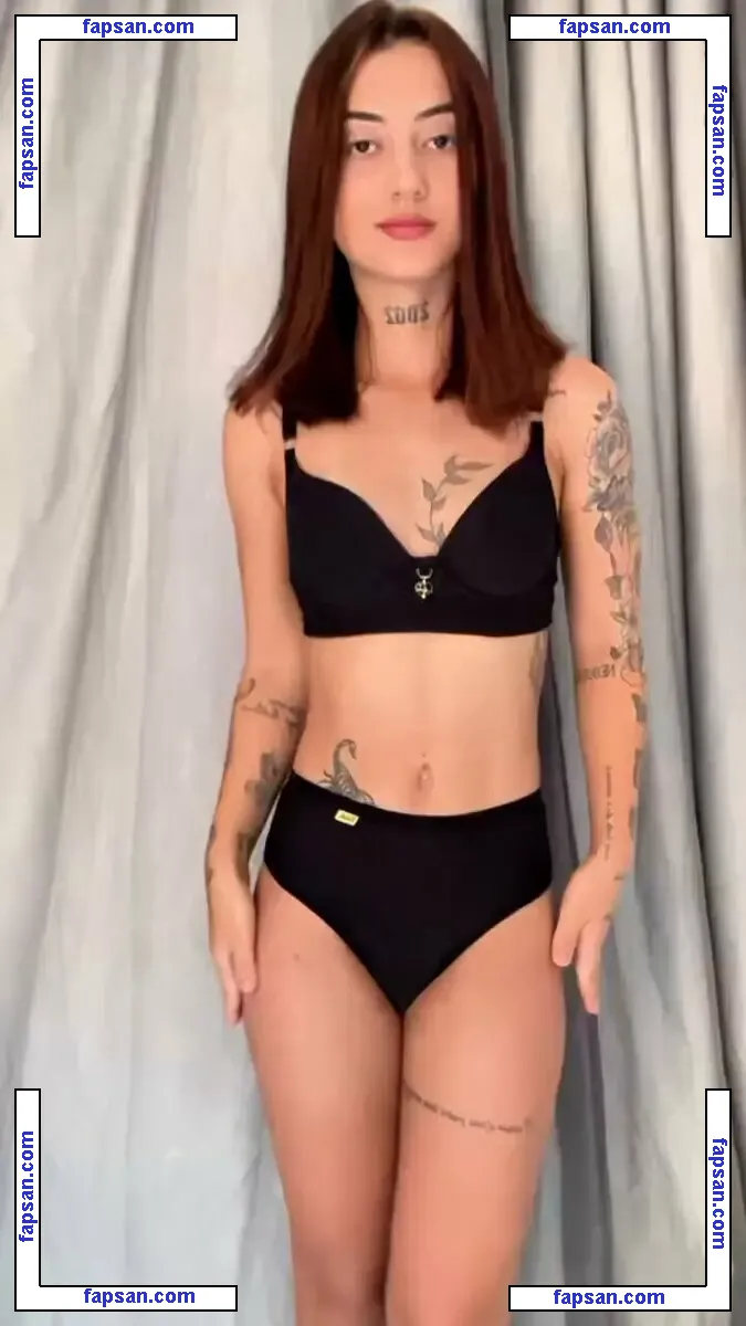 Sabrina Roberta голая фото #0001 с Онлифанс