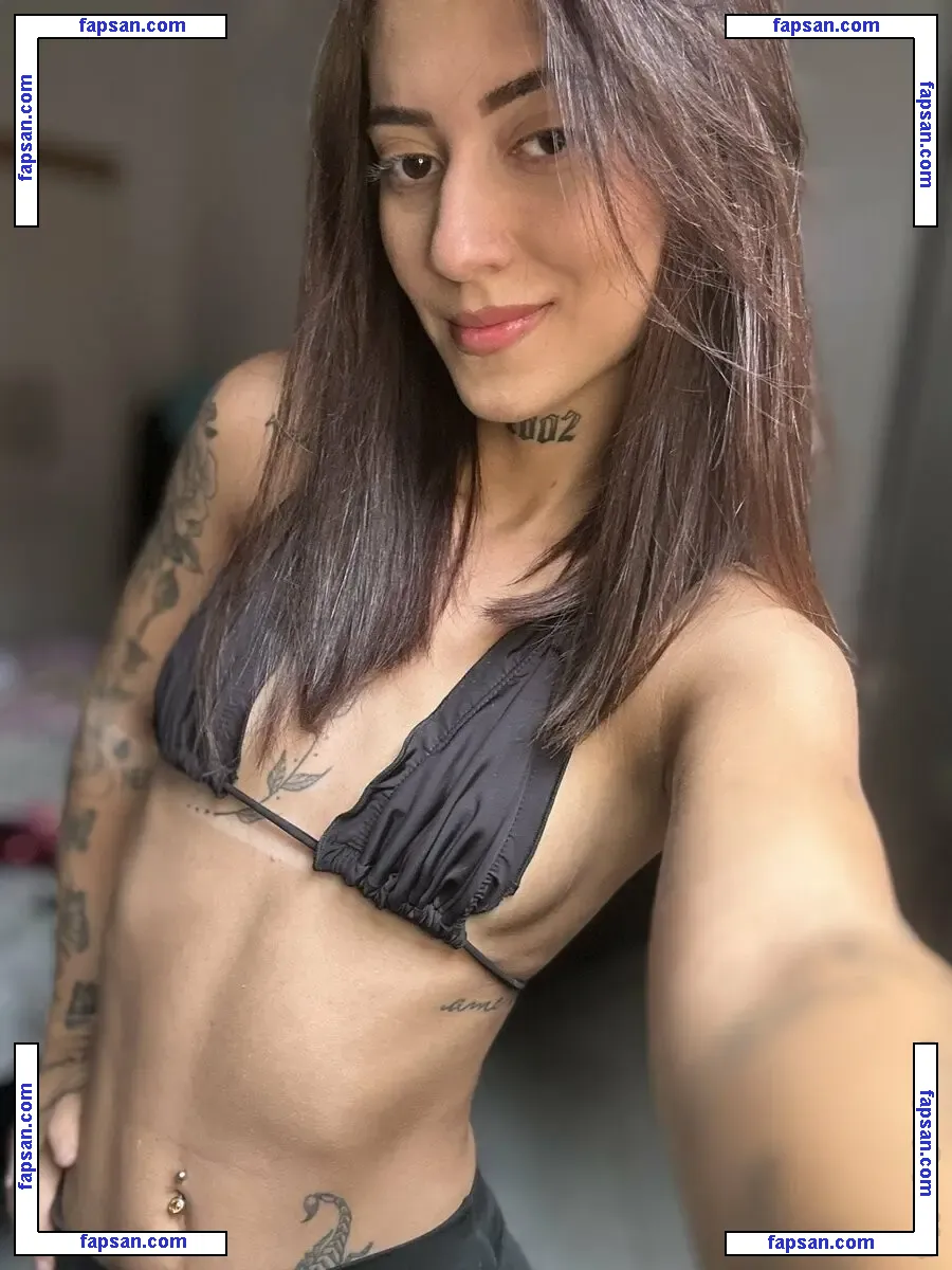 Sabrina Roberta голая фото #0002 с Онлифанс