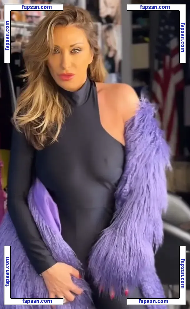Sabrina Salerno голая фото #1825 с Онлифанс