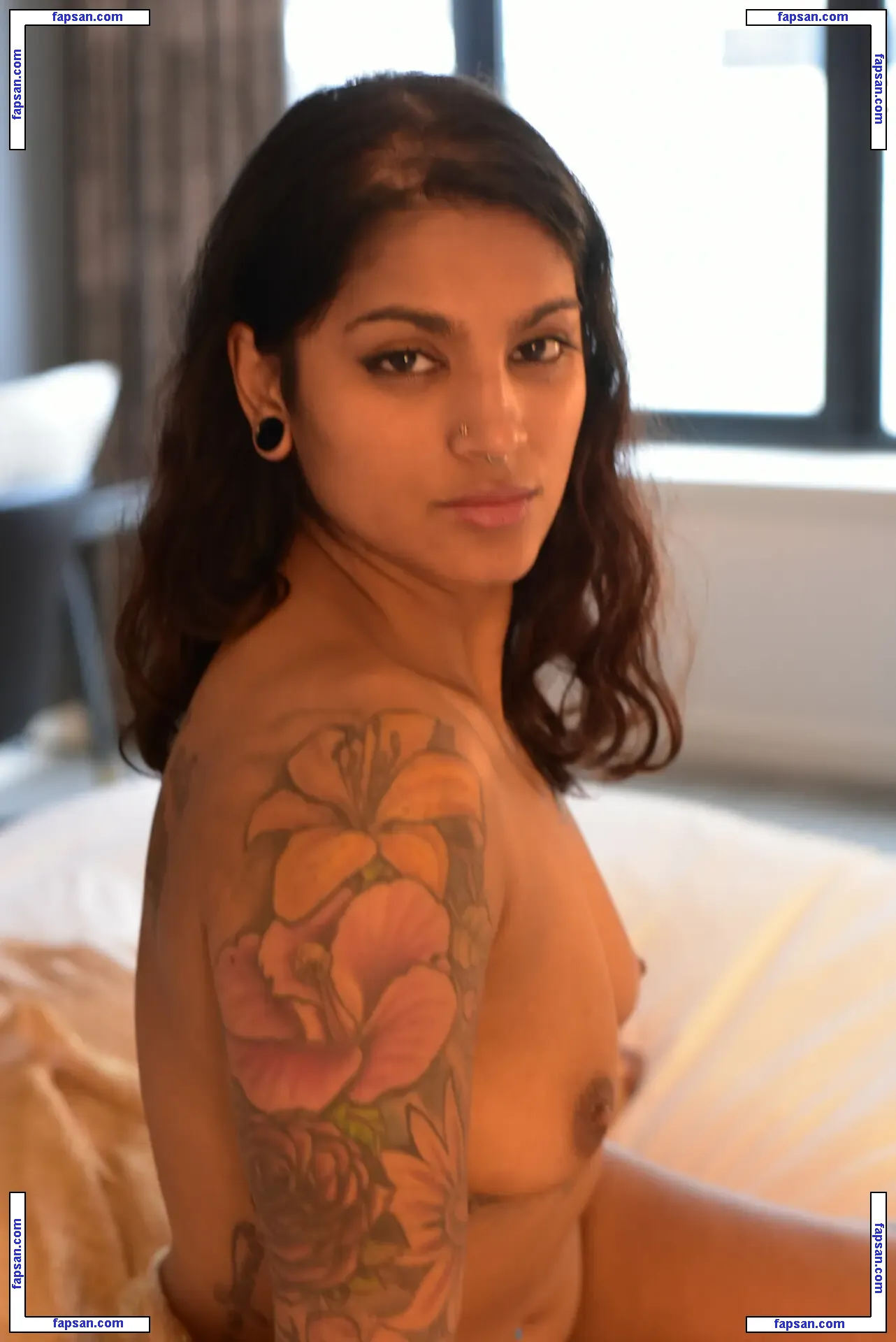 Sadhanamodeling nude photo #0004 from OnlyFans