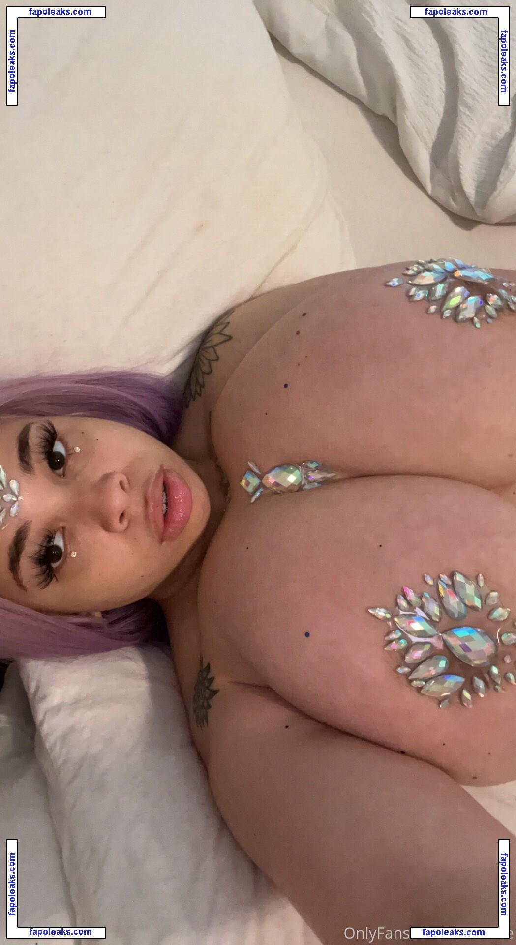 Sadhoetarius / Joelleleilani / Lanilovee nude photo #0027 from OnlyFans