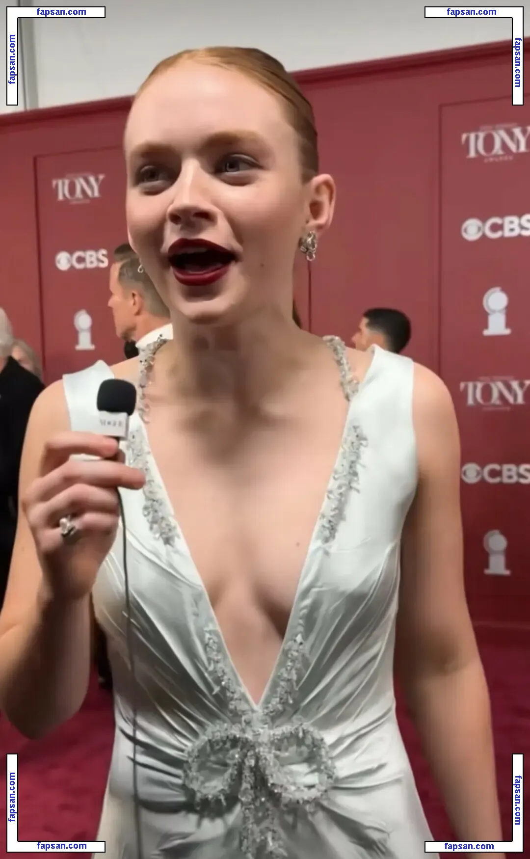 Sadie Sink голая фото #0951 с Онлифанс