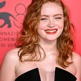 Sadie Sink голая #0851