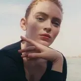 Sadie Sink голая #0876