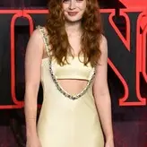 Sadie Sink голая #0986