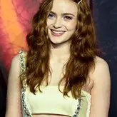 Sadie Sink голая #0994