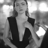 Sadie Sink nude #1042