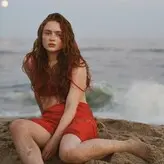 Sadie Sink nude #1072