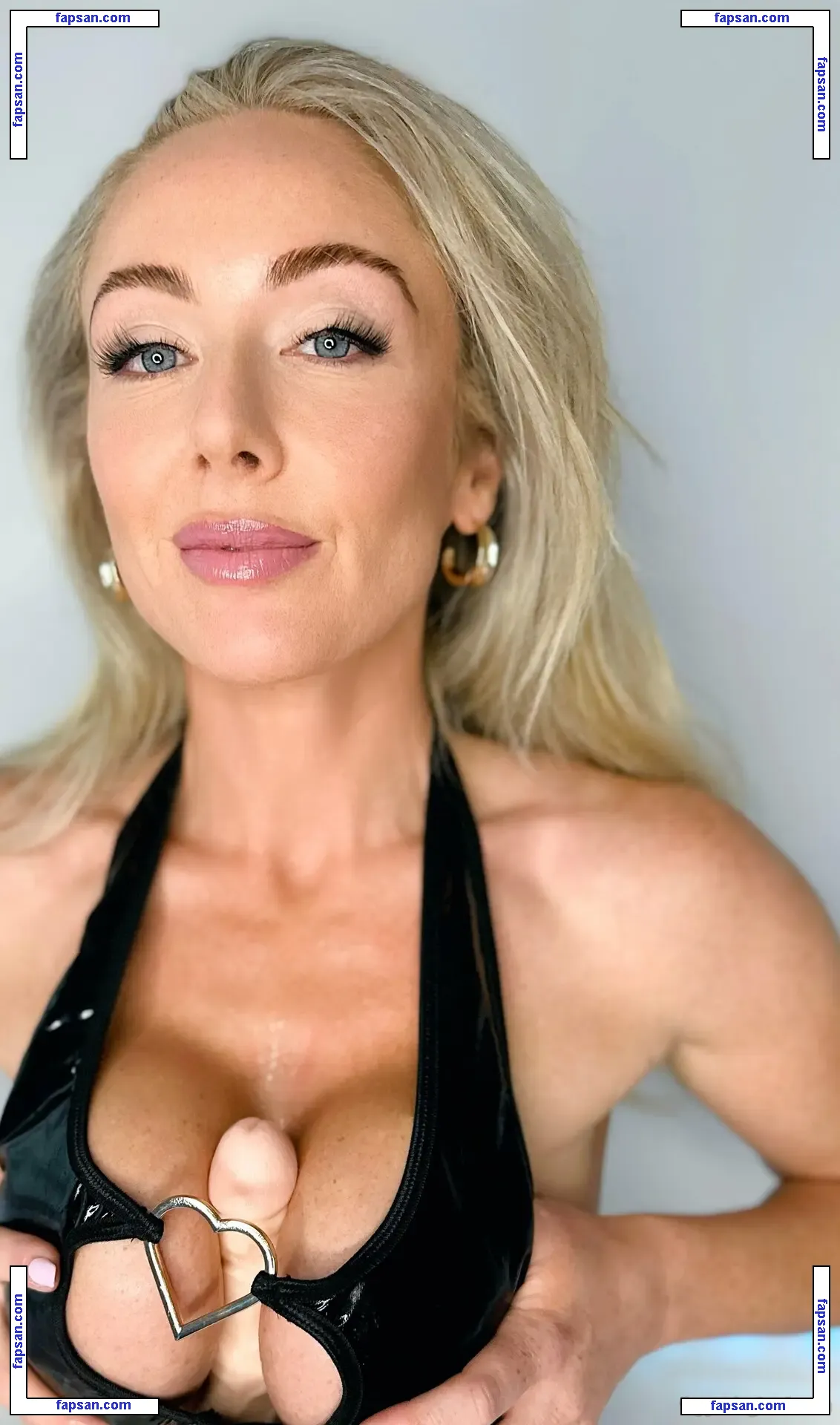 sadiesummers nude photo #0008 from OnlyFans