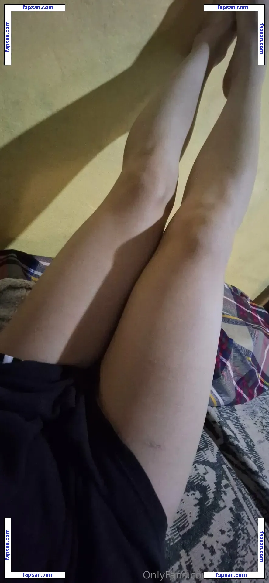 sadlynuwu nude photo #0014 from OnlyFans