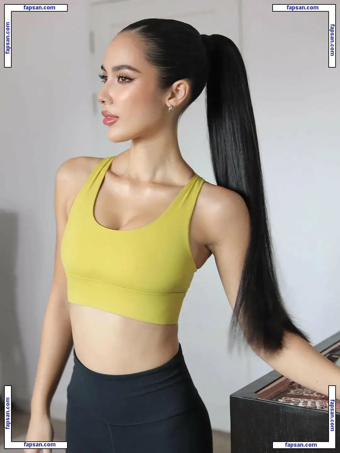 Saffron Maya Snook голая фото #0003 с Онлифанс