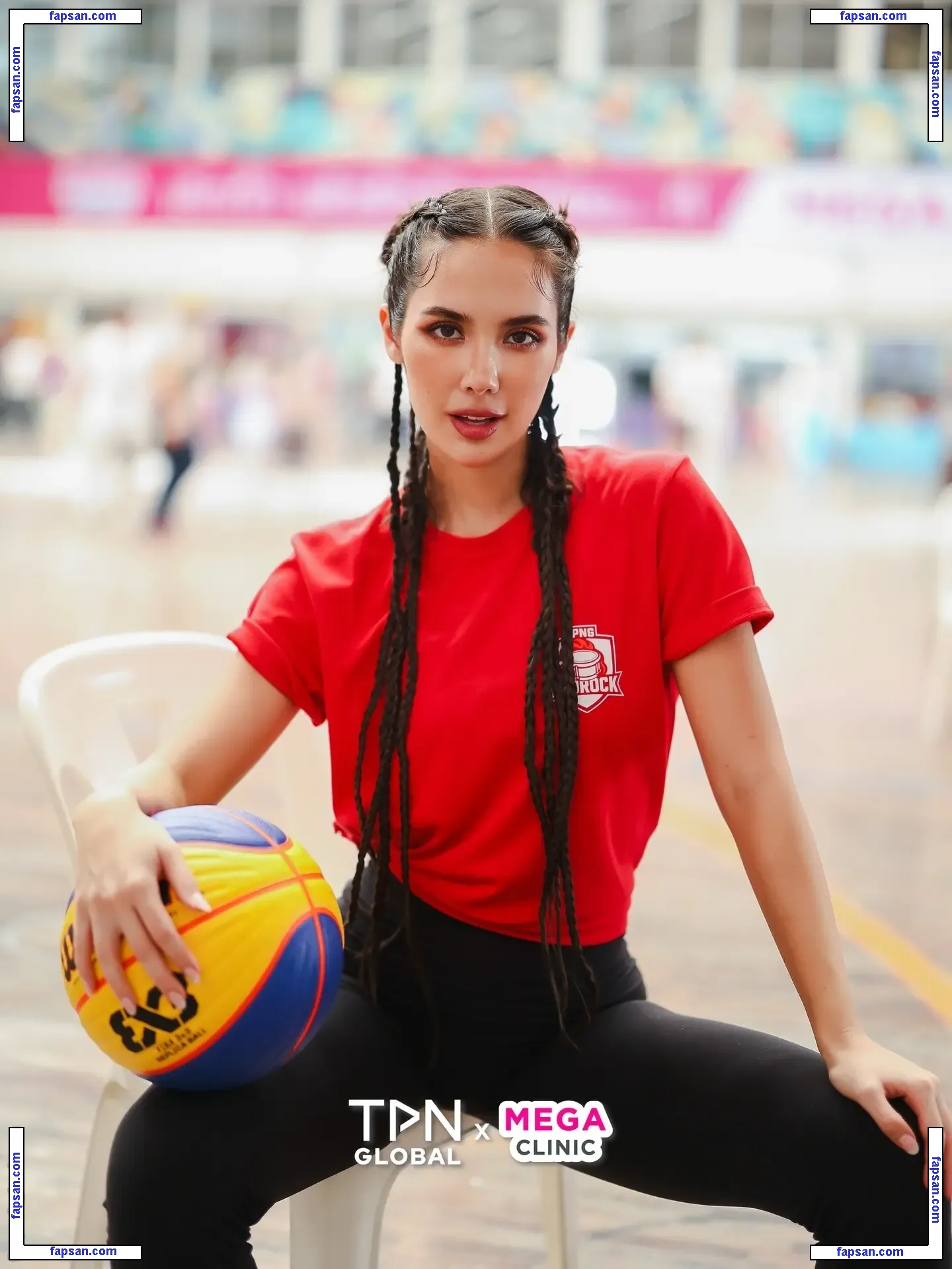 Saffron Maya Snook голая фото #0013 с Онлифанс