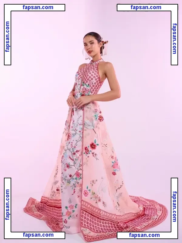 Saffron Maya Snook nude photo #0045 from OnlyFans