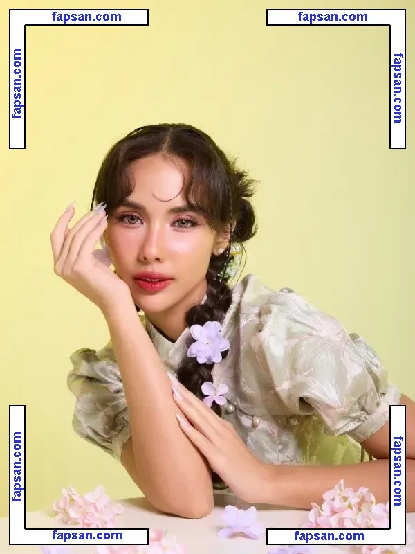 Saffron Maya Snook nude photo #0063 from OnlyFans