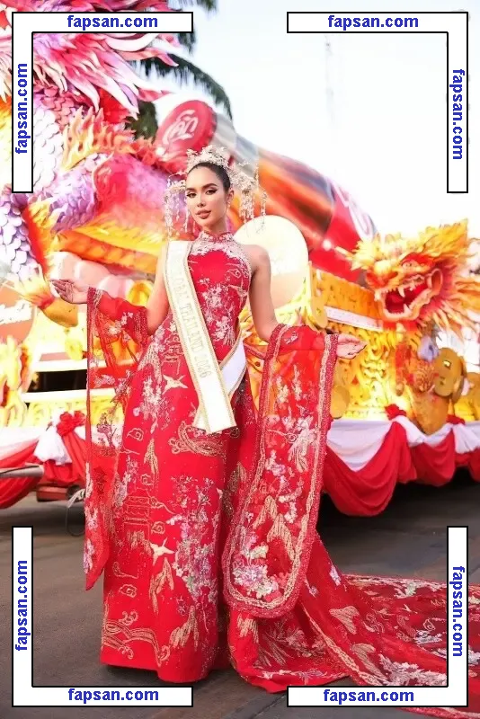 Saffron Maya Snook nude photo #0064 from OnlyFans