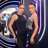 Saffron Maya Snook голая #0030