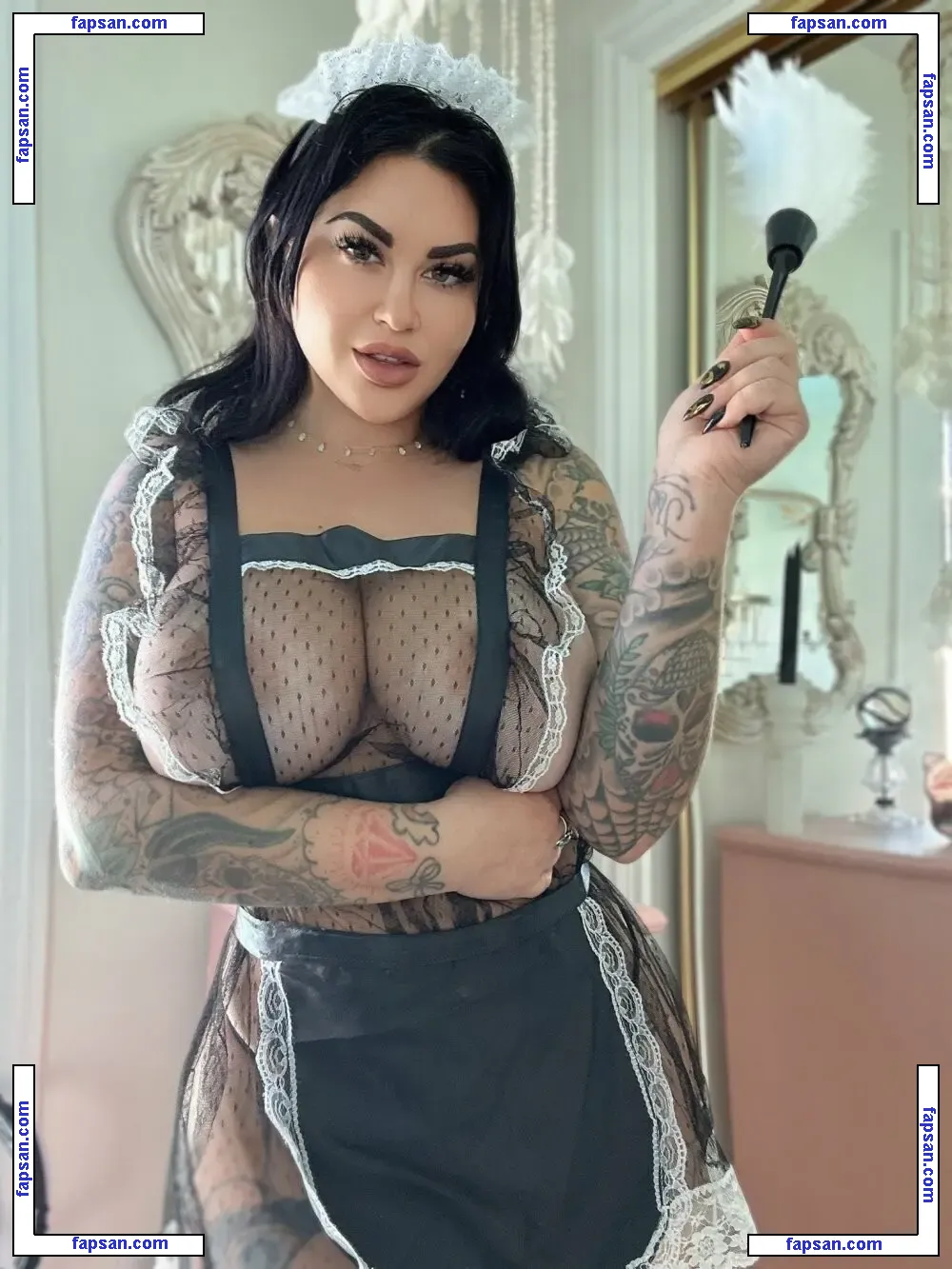Saffron XX Rose nude photo #0009 from OnlyFans