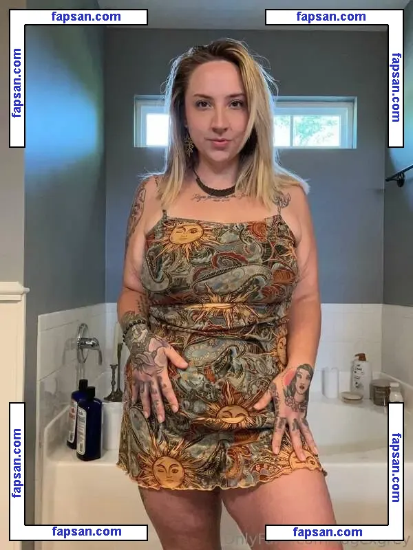 Sage Grey голая фото #0018 с Онлифанс