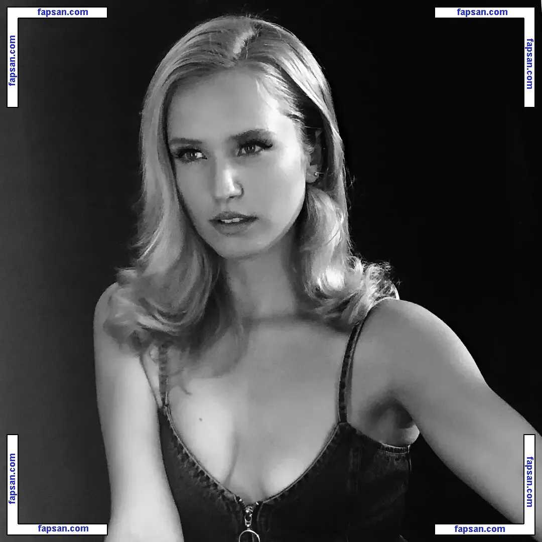 Sailor Brinkley Cook голая фото #0657 с Онлифанс