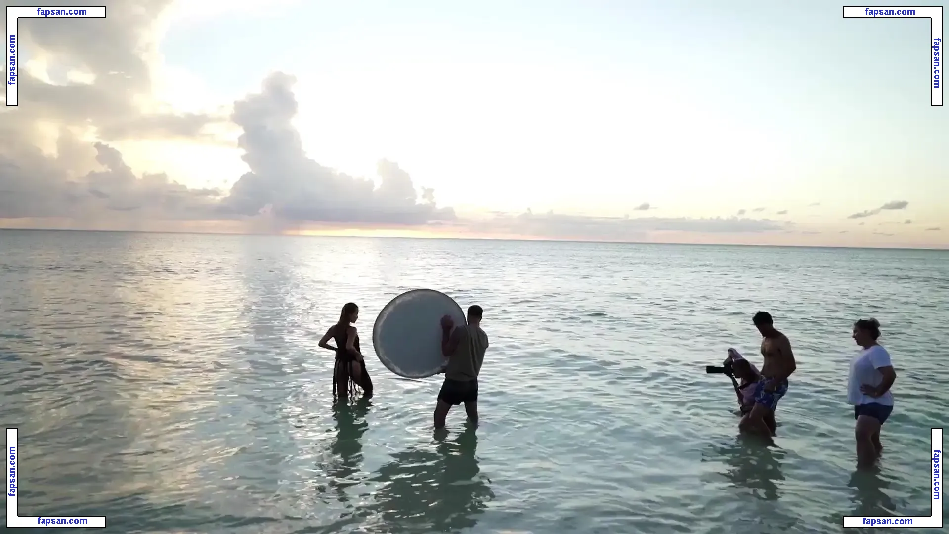 Sailor Brinkley Cook голая фото #0876 с Онлифанс