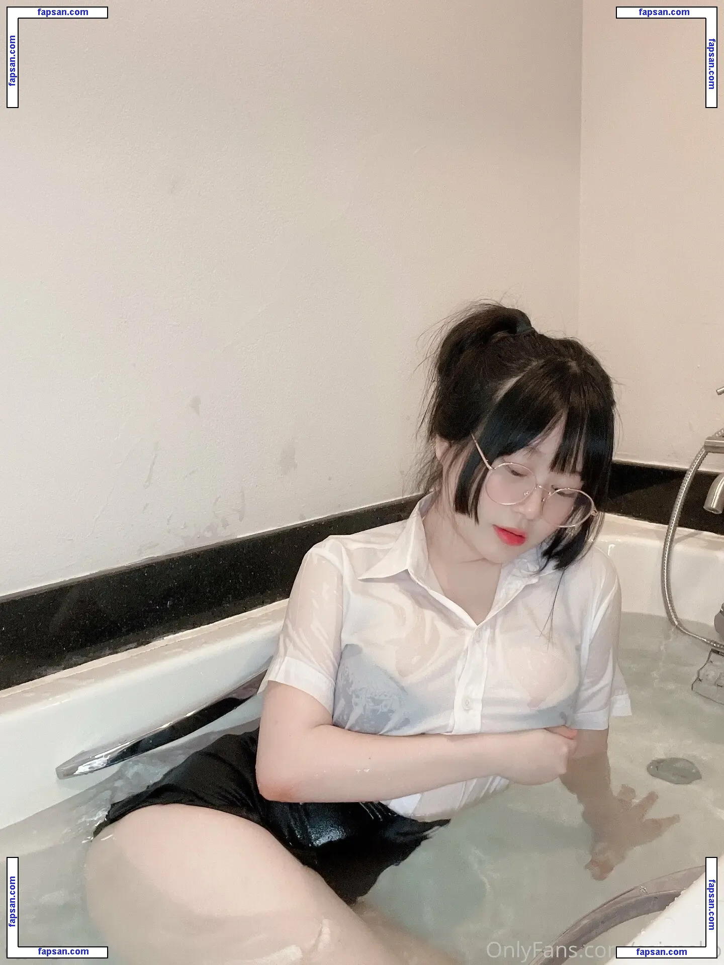 Saizneko nude photo #0240 from OnlyFans