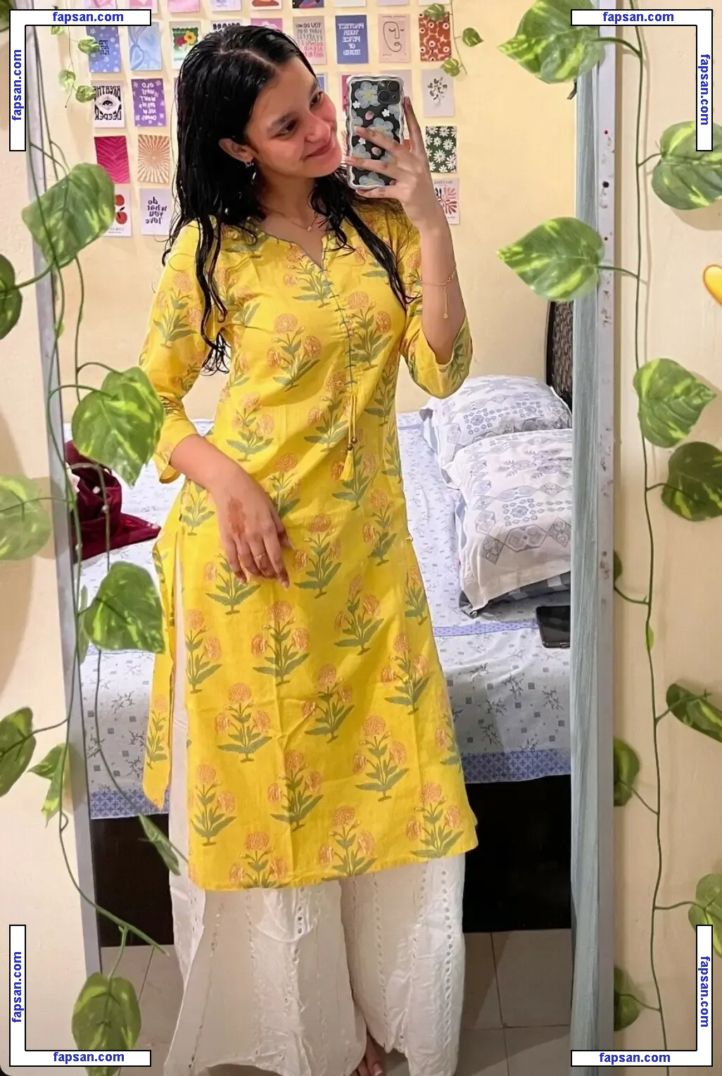 Sakshi Pandey голая фото #0007 с Онлифанс