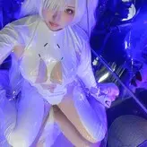 Saku голая #2023