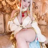 Saku голая #2081