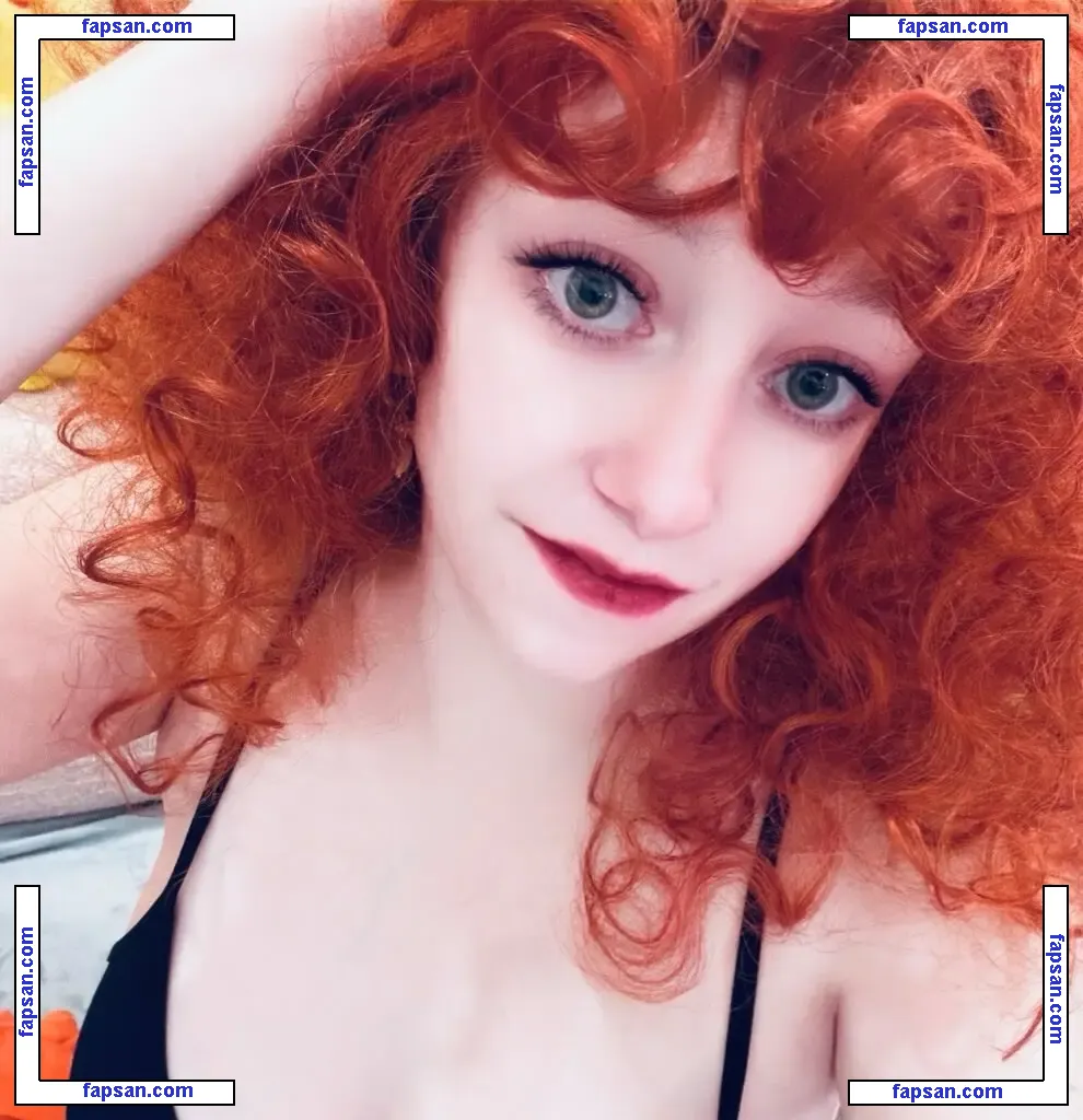 Sakura Stardust голая фото #0005 с Онлифанс