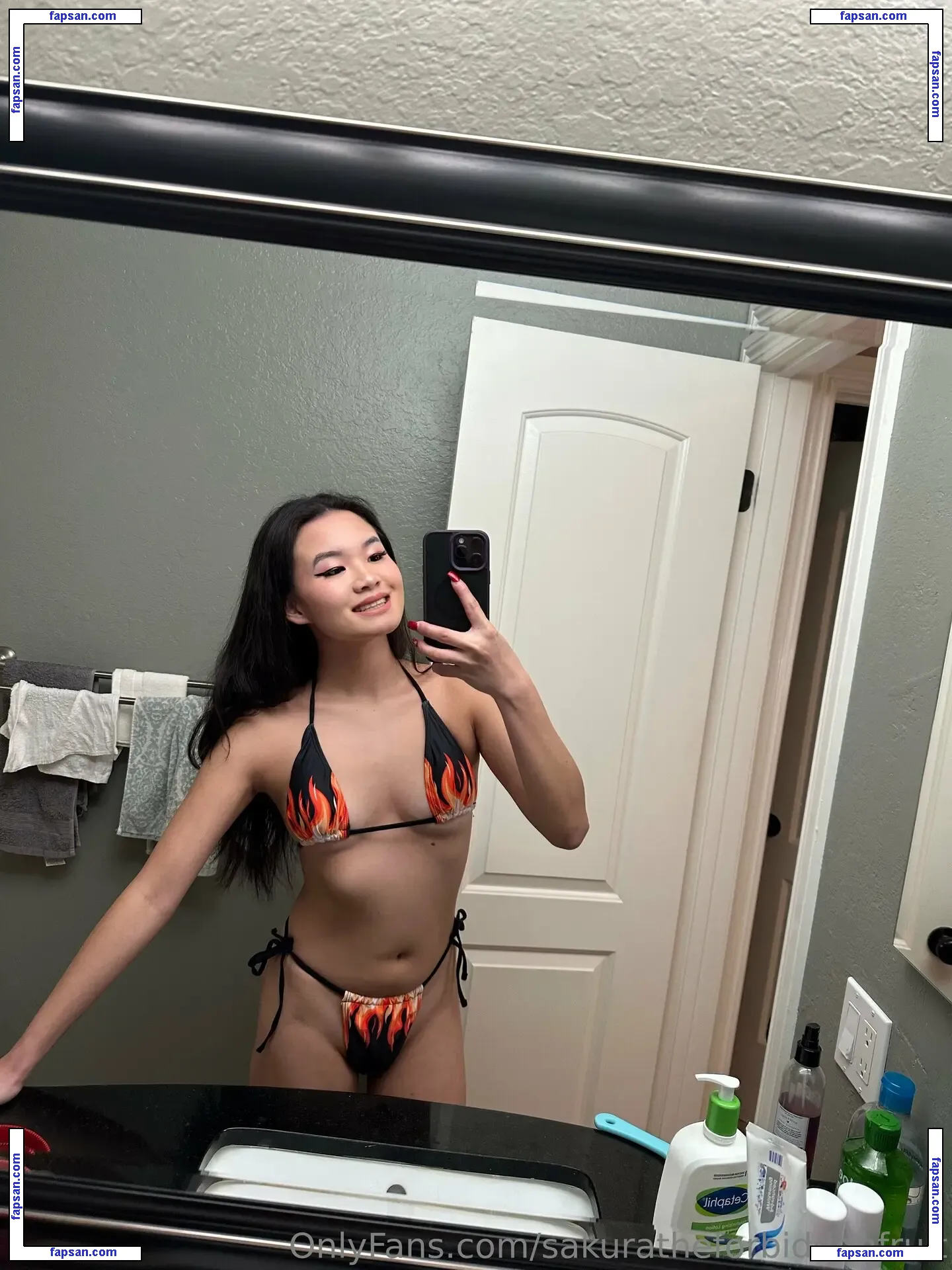 sakuratheforbiddenfruit nude photo #0118 from OnlyFans