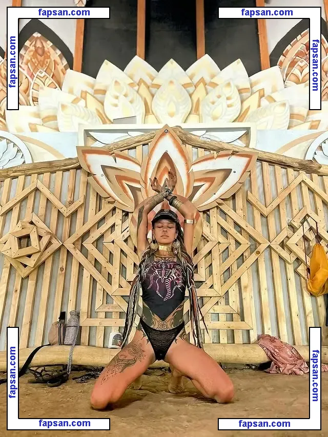 Salamandra Asthar голая фото #0009 с Онлифанс