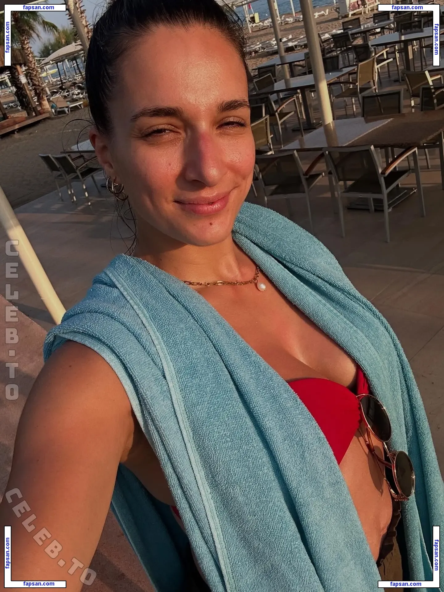 Saliha Özcan голая фото #0008 с Онлифанс