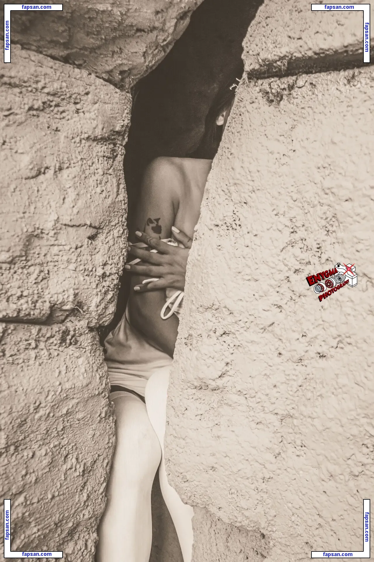 Salina Barajas голая фото #0021 с Онлифанс